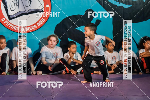 Buy your photos of the eventApresenta��o de Capoeira e Ju Jitsu 2019 on Fotop
