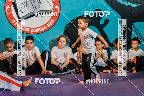 Buy your photos of the eventApresenta��o de Capoeira e Ju Jitsu 2019 on Fotop