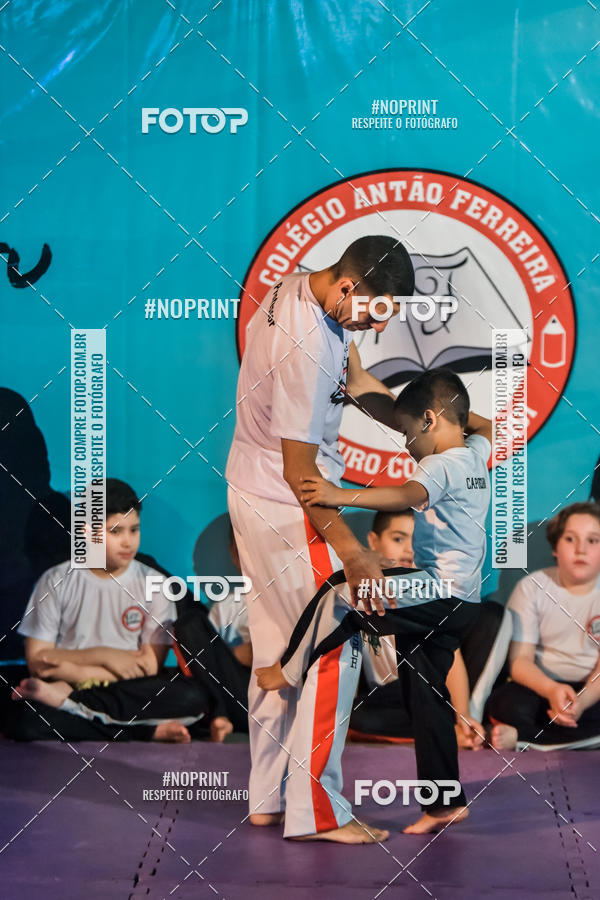 Buy your photos of the eventApresenta��o de Capoeira e Ju Jitsu 2019 on Fotop