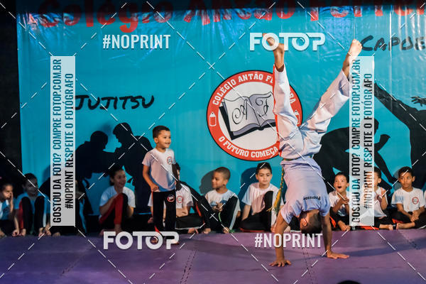 Buy your photos of the eventApresenta��o de Capoeira e Ju Jitsu 2019 on Fotop