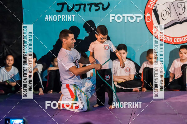 Buy your photos of the eventApresenta��o de Capoeira e Ju Jitsu 2019 on Fotop