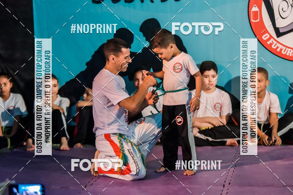 Buy your photos of the eventApresenta��o de Capoeira e Ju Jitsu 2019 on Fotop