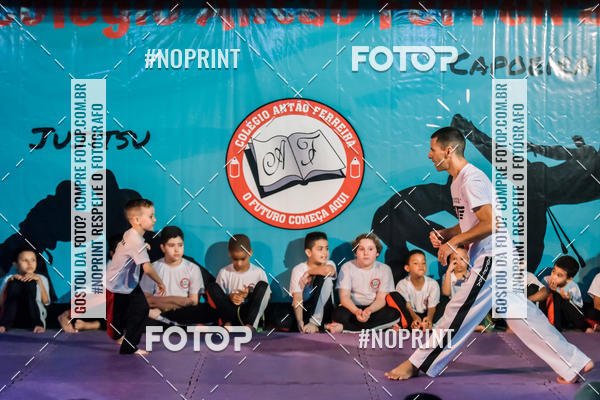 Buy your photos of the eventApresenta��o de Capoeira e Ju Jitsu 2019 on Fotop