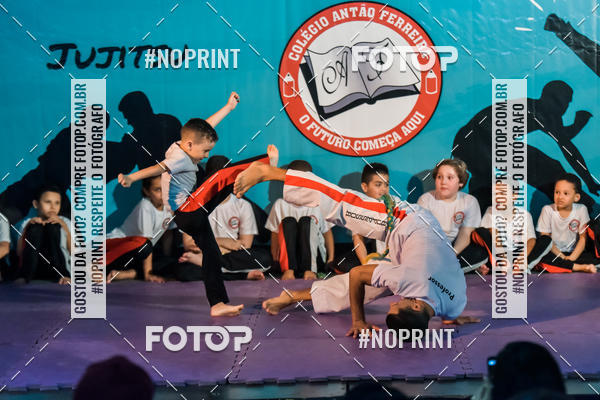Buy your photos of the eventApresenta��o de Capoeira e Ju Jitsu 2019 on Fotop