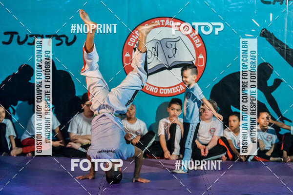 Buy your photos of the eventApresenta��o de Capoeira e Ju Jitsu 2019 on Fotop