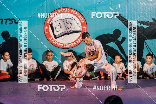 Buy your photos of the eventApresenta��o de Capoeira e Ju Jitsu 2019 on Fotop
