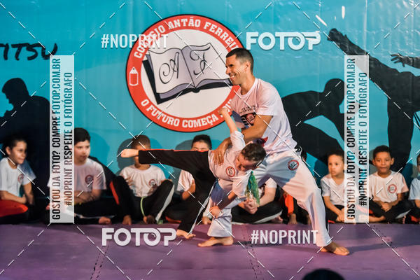 Buy your photos of the eventApresenta��o de Capoeira e Ju Jitsu 2019 on Fotop