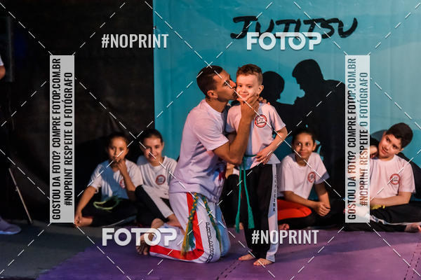 Buy your photos of the eventApresenta��o de Capoeira e Ju Jitsu 2019 on Fotop