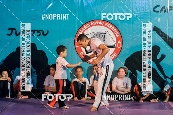Buy your photos of the eventApresenta��o de Capoeira e Ju Jitsu 2019 on Fotop