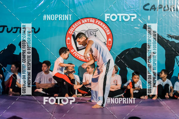 Buy your photos of the eventApresenta��o de Capoeira e Ju Jitsu 2019 on Fotop