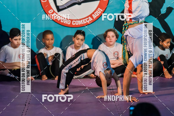 Buy your photos of the eventApresenta��o de Capoeira e Ju Jitsu 2019 on Fotop
