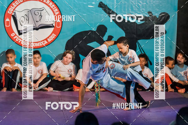 Buy your photos of the eventApresenta��o de Capoeira e Ju Jitsu 2019 on Fotop