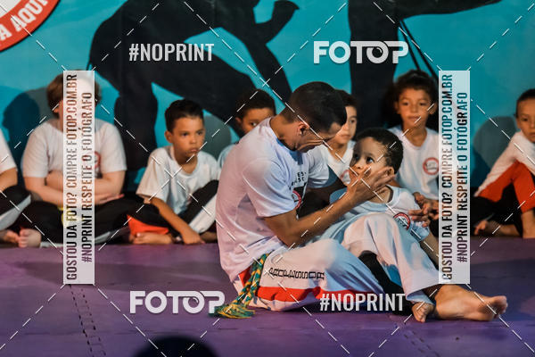 Buy your photos of the eventApresenta��o de Capoeira e Ju Jitsu 2019 on Fotop