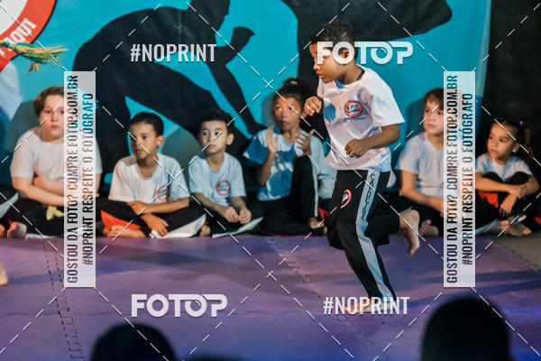 Buy your photos of the eventApresenta��o de Capoeira e Ju Jitsu 2019 on Fotop