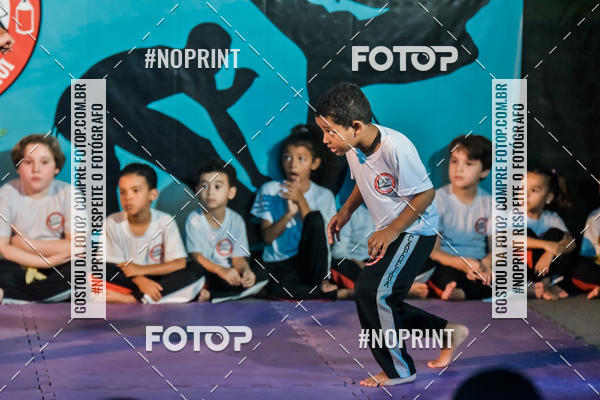 Buy your photos of the eventApresenta��o de Capoeira e Ju Jitsu 2019 on Fotop