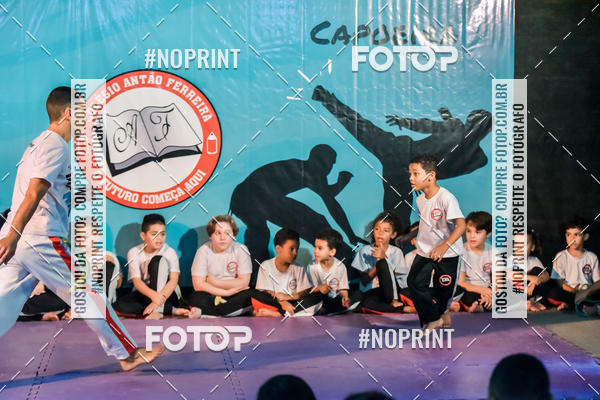 Buy your photos of the eventApresenta��o de Capoeira e Ju Jitsu 2019 on Fotop