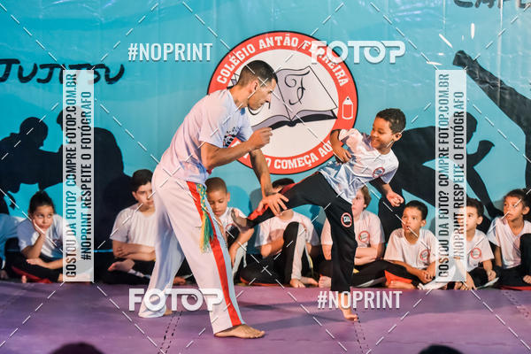 Buy your photos of the eventApresenta��o de Capoeira e Ju Jitsu 2019 on Fotop