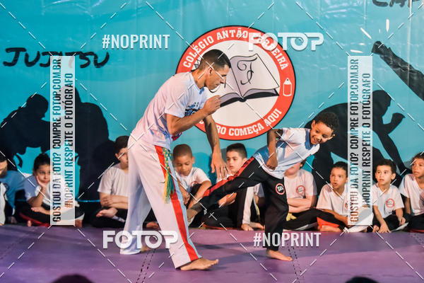 Buy your photos of the eventApresenta��o de Capoeira e Ju Jitsu 2019 on Fotop