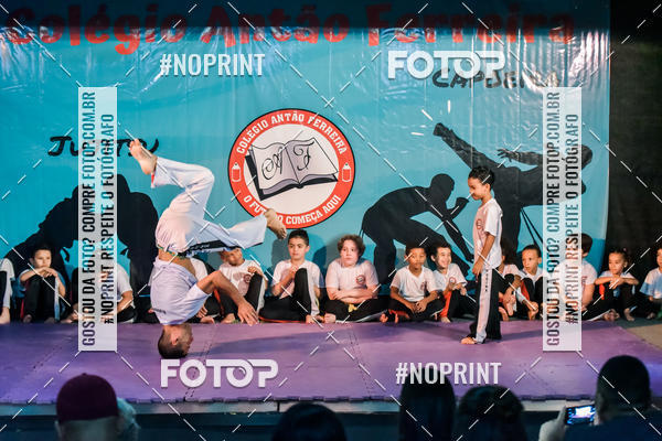 Buy your photos of the eventApresenta��o de Capoeira e Ju Jitsu 2019 on Fotop