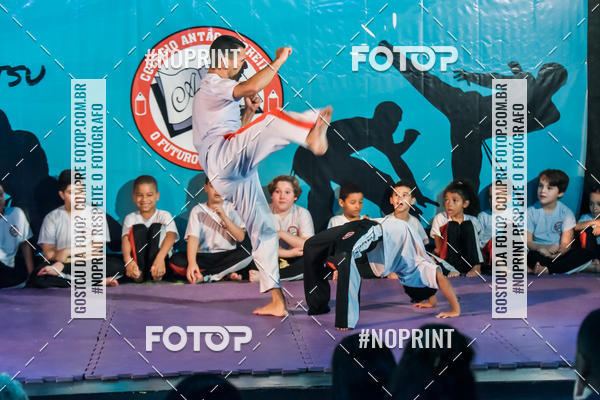 Buy your photos of the eventApresenta��o de Capoeira e Ju Jitsu 2019 on Fotop