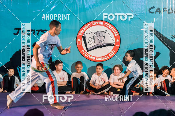 Buy your photos of the eventApresenta��o de Capoeira e Ju Jitsu 2019 on Fotop