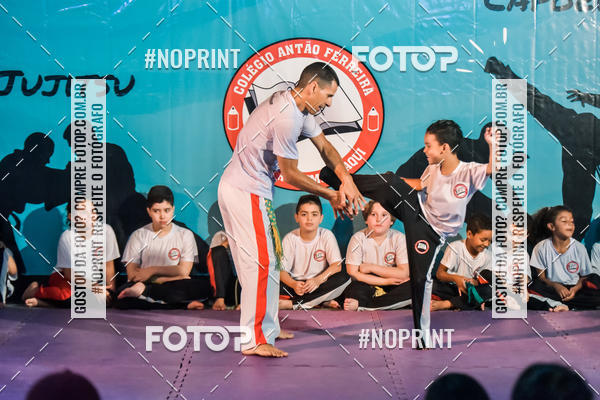 Buy your photos of the eventApresenta��o de Capoeira e Ju Jitsu 2019 on Fotop