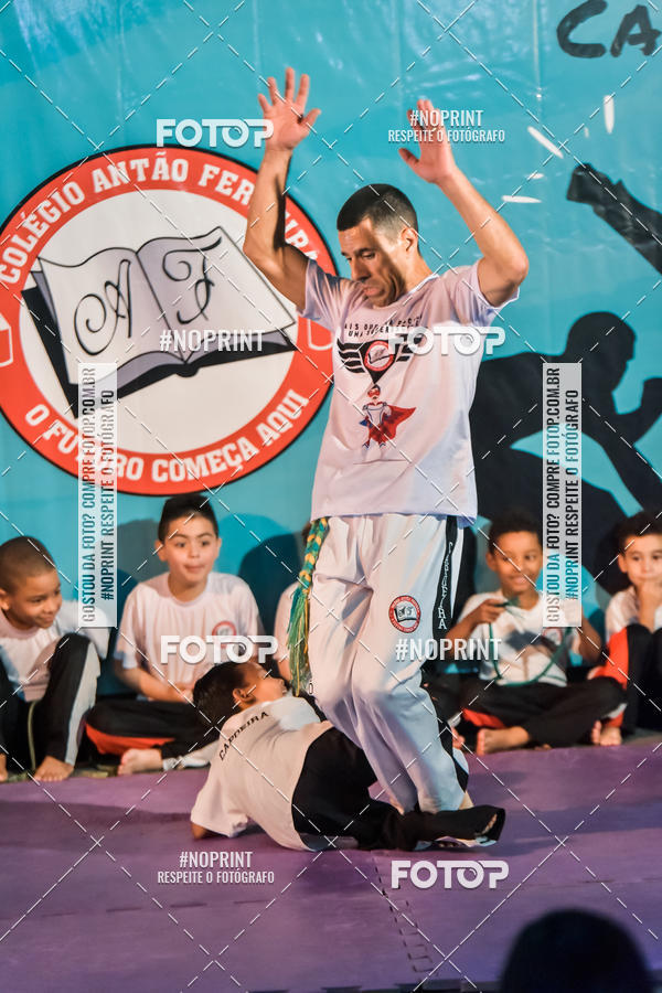 Buy your photos of the eventApresenta��o de Capoeira e Ju Jitsu 2019 on Fotop