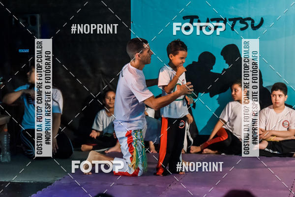 Buy your photos of the eventApresenta��o de Capoeira e Ju Jitsu 2019 on Fotop