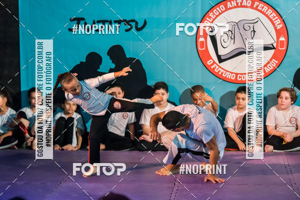 Buy your photos of the eventApresenta��o de Capoeira e Ju Jitsu 2019 on Fotop