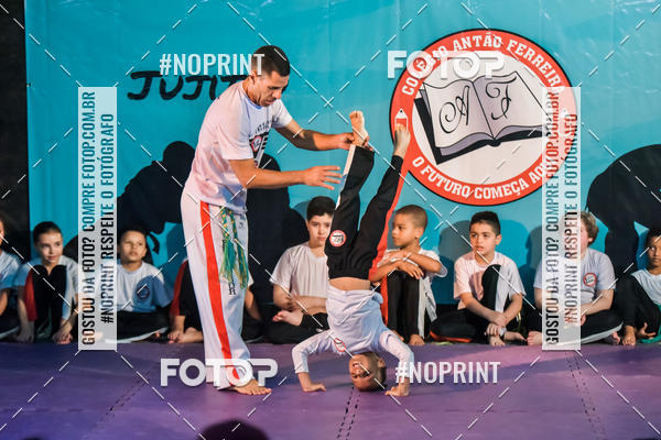 Buy your photos of the eventApresenta��o de Capoeira e Ju Jitsu 2019 on Fotop