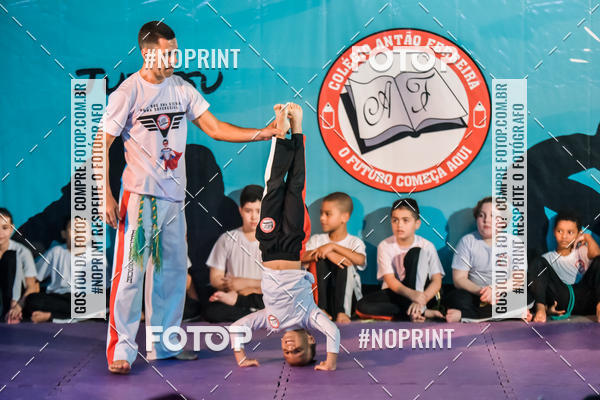 Buy your photos of the eventApresenta��o de Capoeira e Ju Jitsu 2019 on Fotop