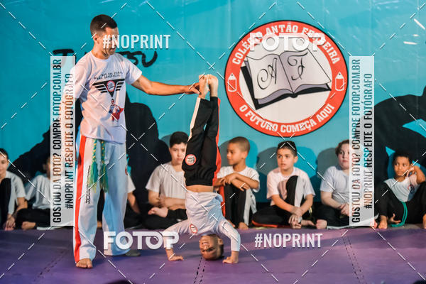 Buy your photos of the eventApresenta��o de Capoeira e Ju Jitsu 2019 on Fotop