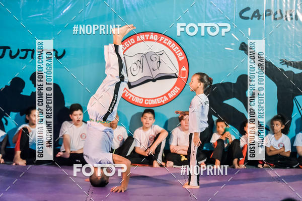 Buy your photos of the eventApresenta��o de Capoeira e Ju Jitsu 2019 on Fotop