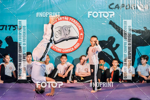 Buy your photos of the eventApresenta��o de Capoeira e Ju Jitsu 2019 on Fotop