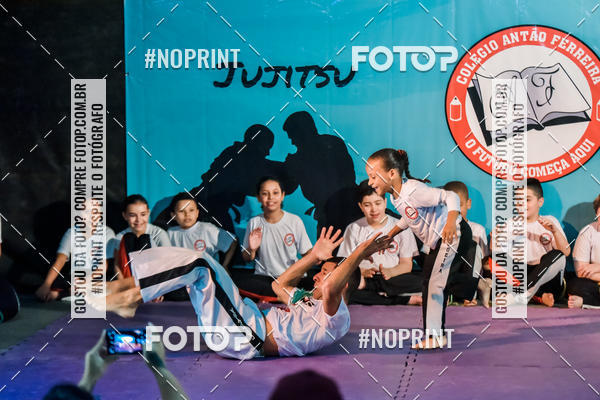 Buy your photos of the eventApresenta��o de Capoeira e Ju Jitsu 2019 on Fotop