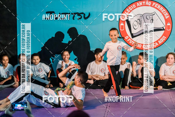 Buy your photos of the eventApresenta��o de Capoeira e Ju Jitsu 2019 on Fotop