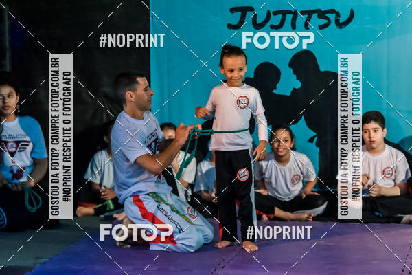 Buy your photos of the eventApresenta��o de Capoeira e Ju Jitsu 2019 on Fotop