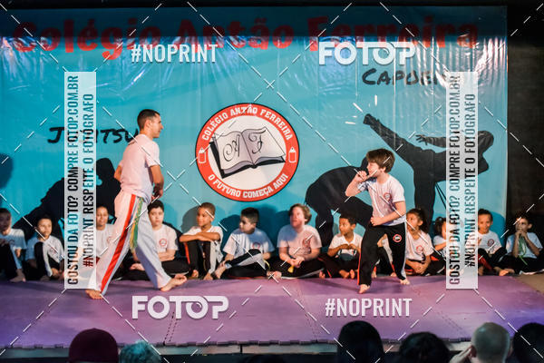 Buy your photos of the eventApresenta��o de Capoeira e Ju Jitsu 2019 on Fotop