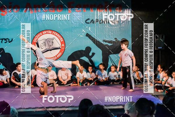 Buy your photos of the eventApresenta��o de Capoeira e Ju Jitsu 2019 on Fotop