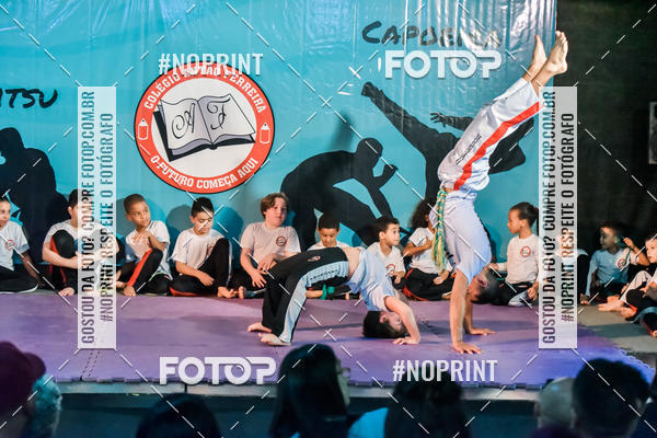 Buy your photos of the eventApresenta��o de Capoeira e Ju Jitsu 2019 on Fotop