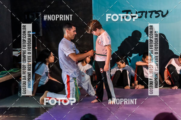 Buy your photos of the eventApresenta��o de Capoeira e Ju Jitsu 2019 on Fotop