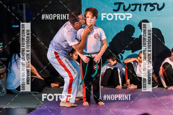 Buy your photos of the eventApresenta��o de Capoeira e Ju Jitsu 2019 on Fotop
