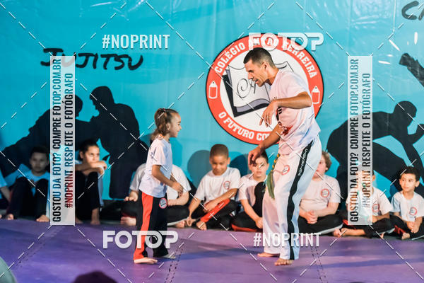 Buy your photos of the eventApresenta��o de Capoeira e Ju Jitsu 2019 on Fotop