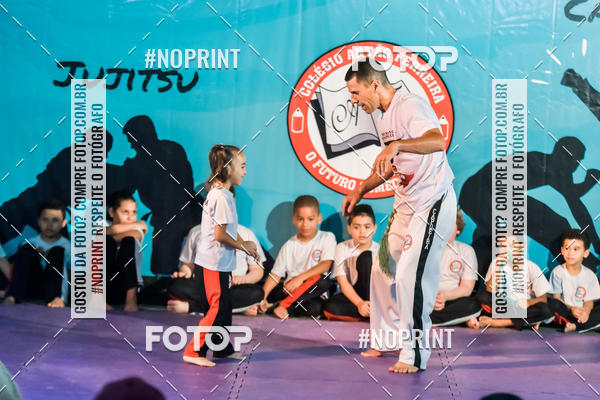 Buy your photos of the eventApresenta��o de Capoeira e Ju Jitsu 2019 on Fotop