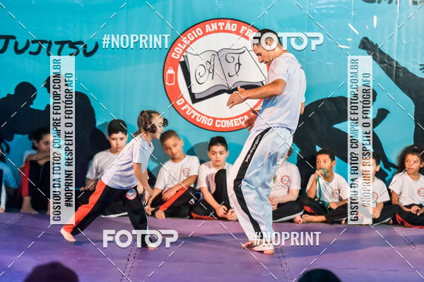Buy your photos of the eventApresenta��o de Capoeira e Ju Jitsu 2019 on Fotop