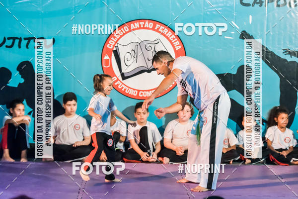 Buy your photos of the eventApresenta��o de Capoeira e Ju Jitsu 2019 on Fotop
