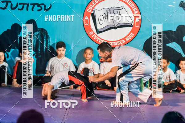 Buy your photos of the eventApresenta��o de Capoeira e Ju Jitsu 2019 on Fotop