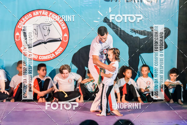 Buy your photos of the eventApresenta��o de Capoeira e Ju Jitsu 2019 on Fotop