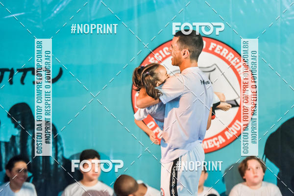 Buy your photos of the eventApresenta��o de Capoeira e Ju Jitsu 2019 on Fotop