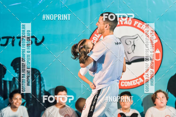 Buy your photos of the eventApresenta��o de Capoeira e Ju Jitsu 2019 on Fotop